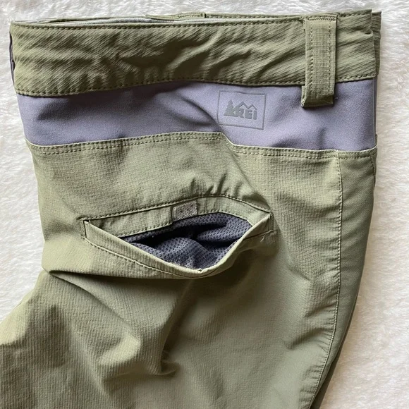 REI Venturi Hiking Shorts - Picture 9 of 10